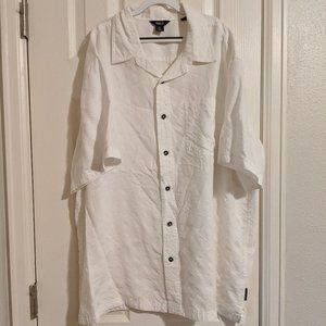 Men's White Button Down Short-sleeve Shirt